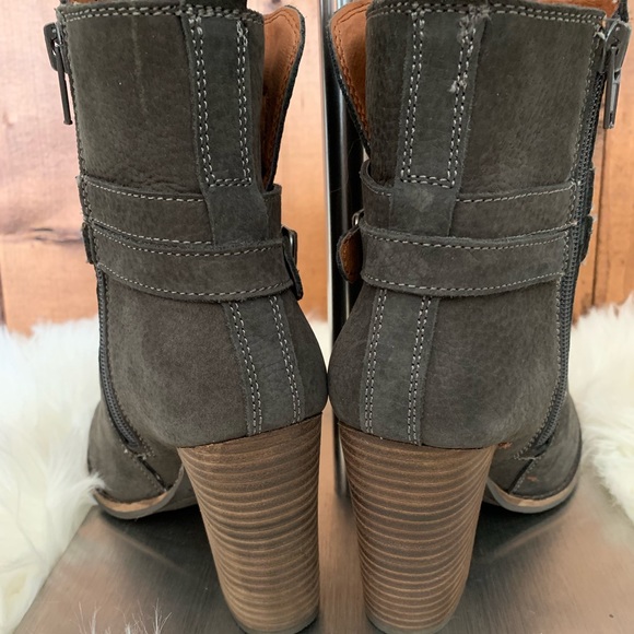 Booties - Picture 3 of 5